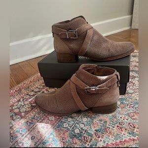 Vince camuto ankle boots